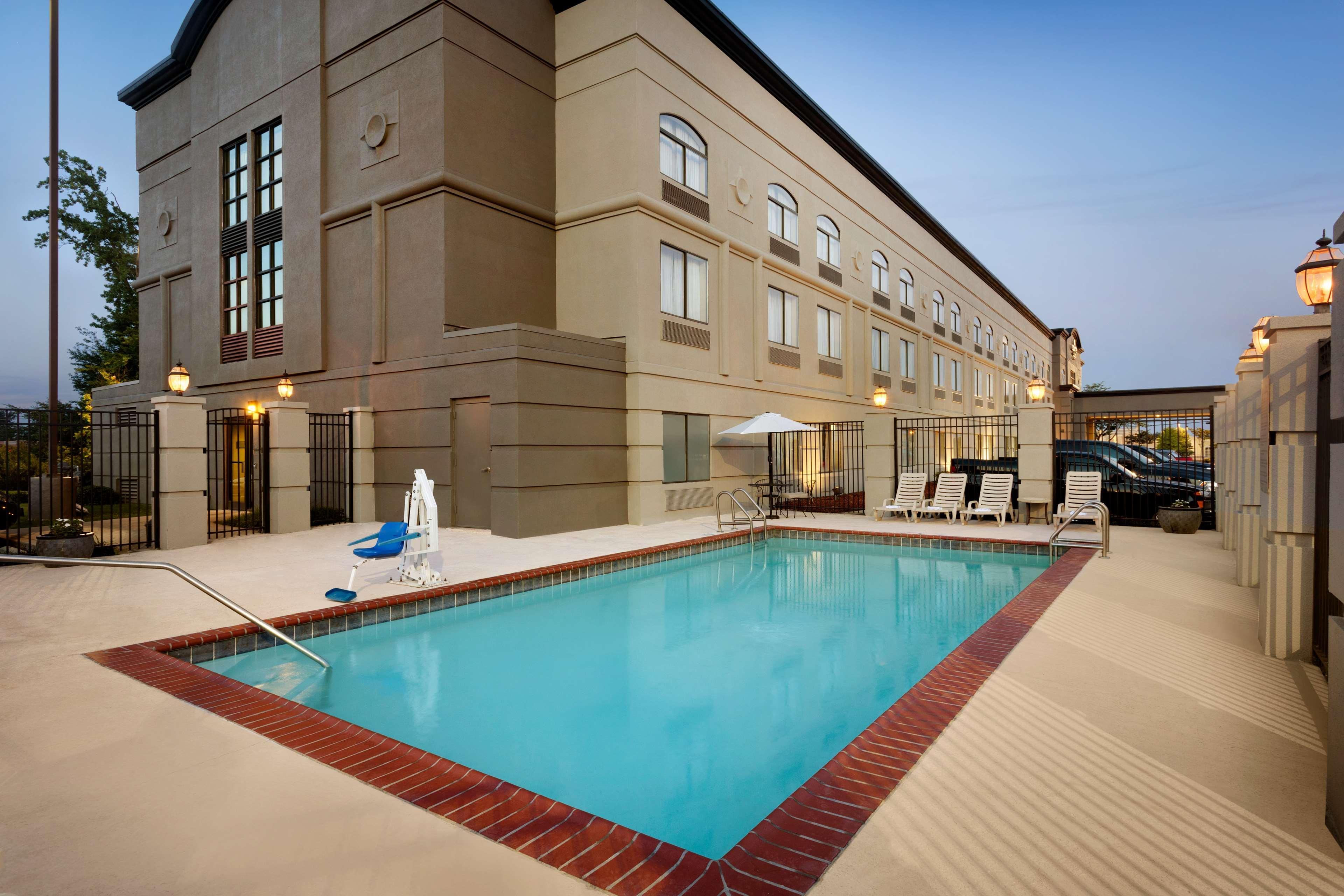 Country Inn & Suites By Radisson, Wolfchase-Memphis, Tn ภายนอก รูปภาพ